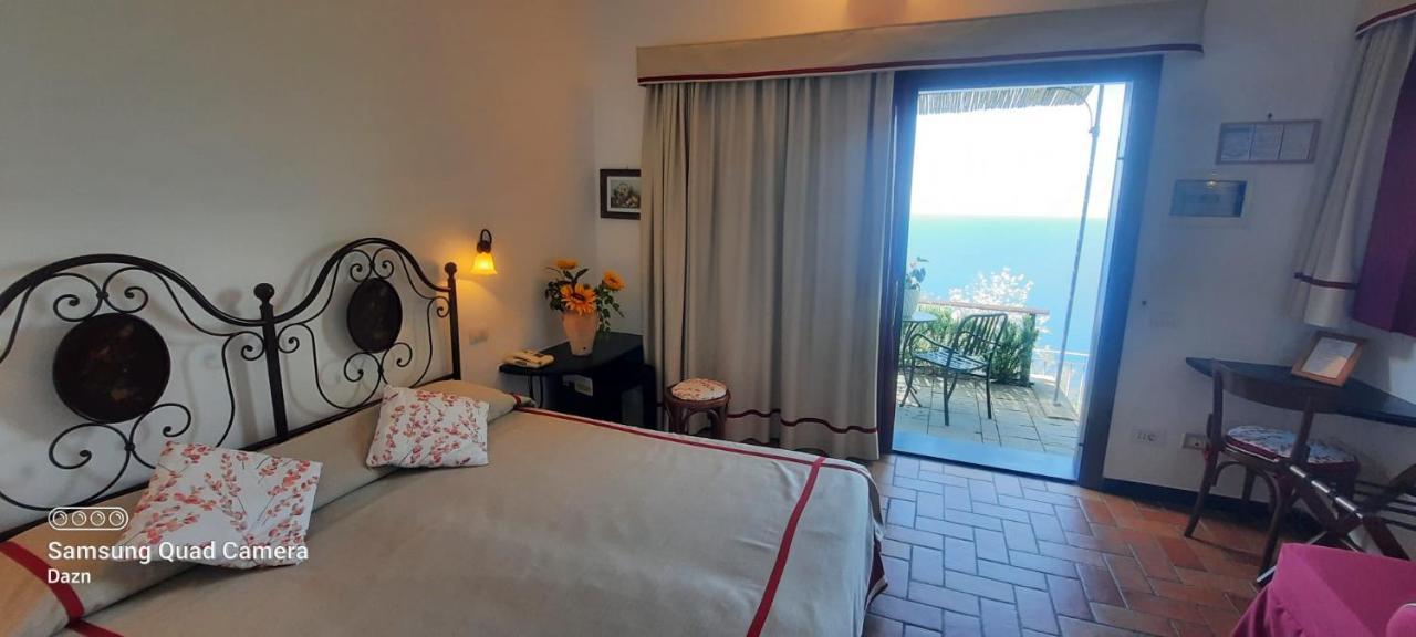 Hotel La Giada Del Mesco Levanto Eksteriør billede