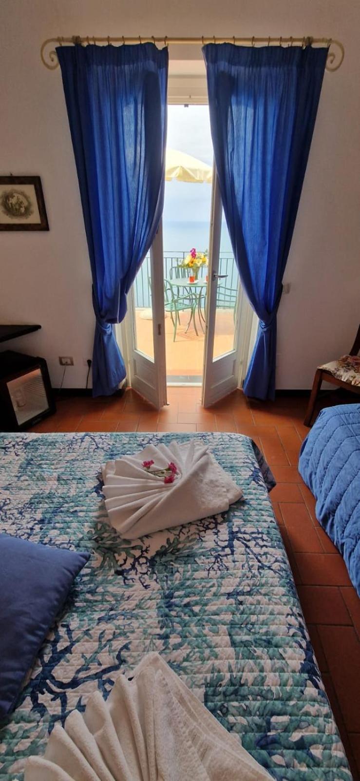 Hotel La Giada Del Mesco Levanto Eksteriør billede